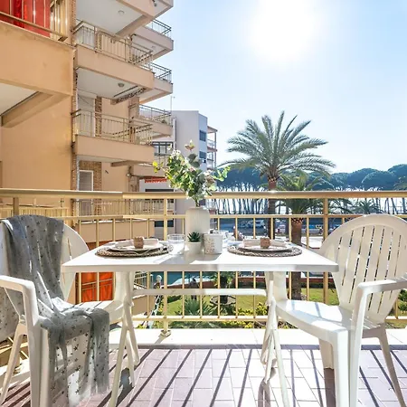 Cye V - Apartment